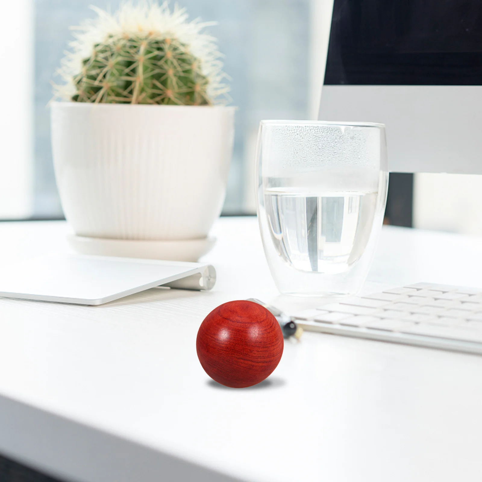 

2Pcs Hand Exercise Ball Wood Massage Tool Ergonomic Design for Stress Relief Hand Strength Training Chinese Meditation Balls