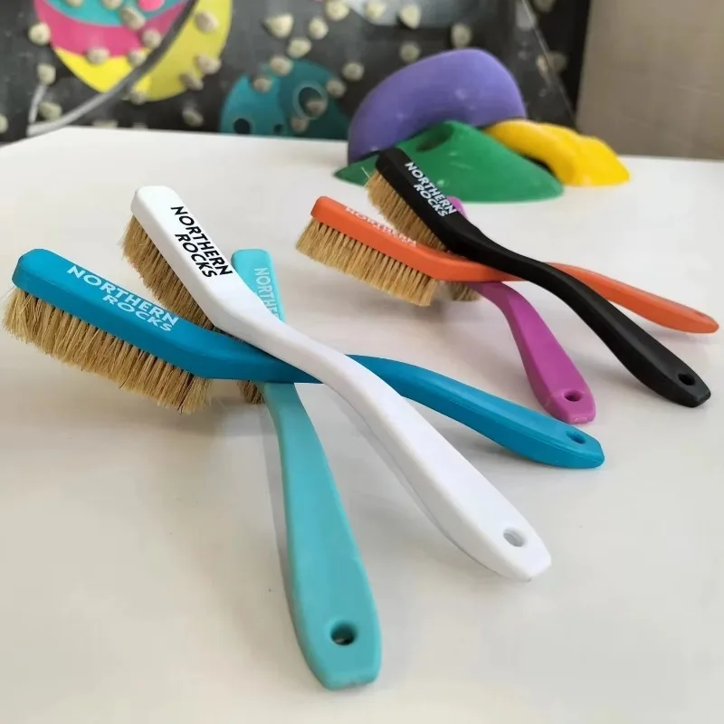 Rock climbing custom logo natural wild boar mane bouldering brush rock climbing brush