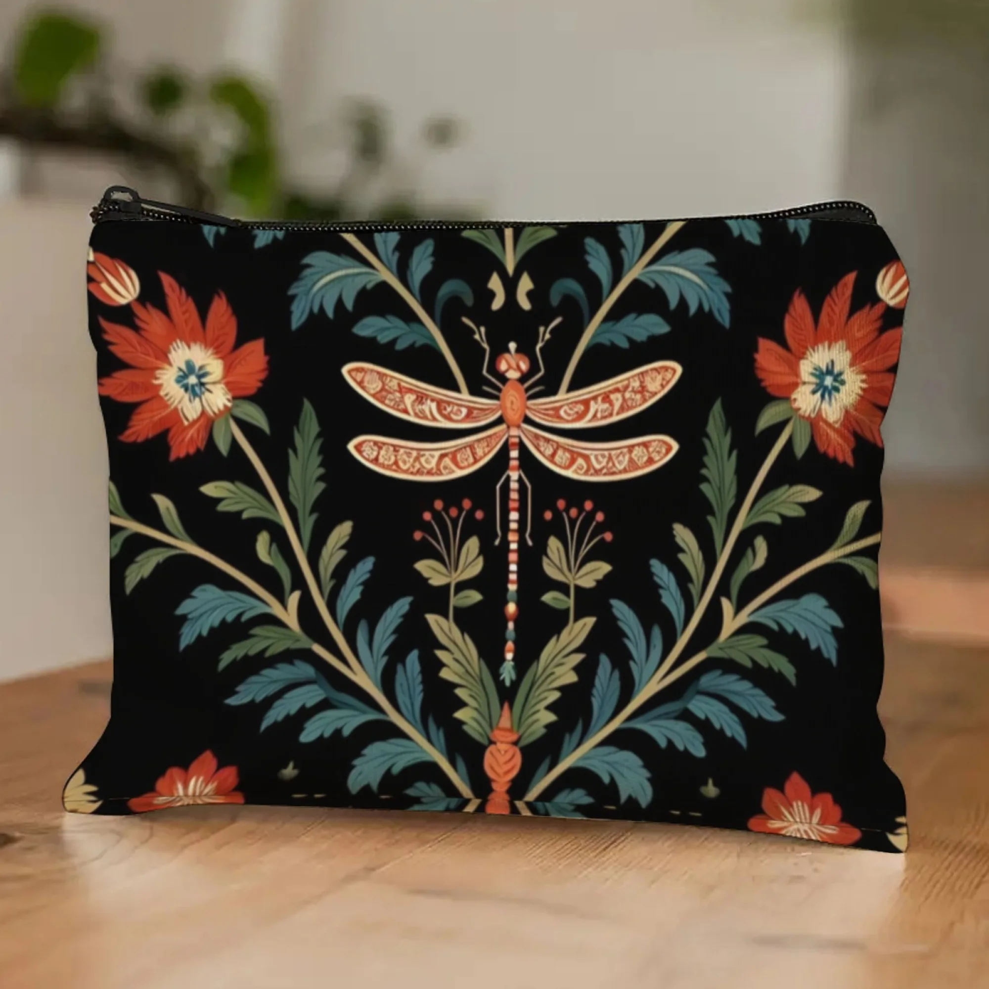 絶妙なトンボ柄の花柄メイクアップバッグ、エメラルドグリーンに金箔のトンボと牡丹のヴィンテージエレガンスコスメティックオーガナイザー