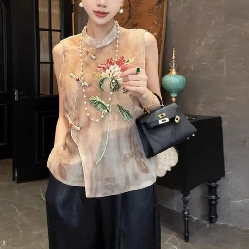 Chinese Style 2024 Summer New Women's Stand Collar Button Embroidery Thin Style T-shirt Elegant Vintage Loose Sleeveless Tops