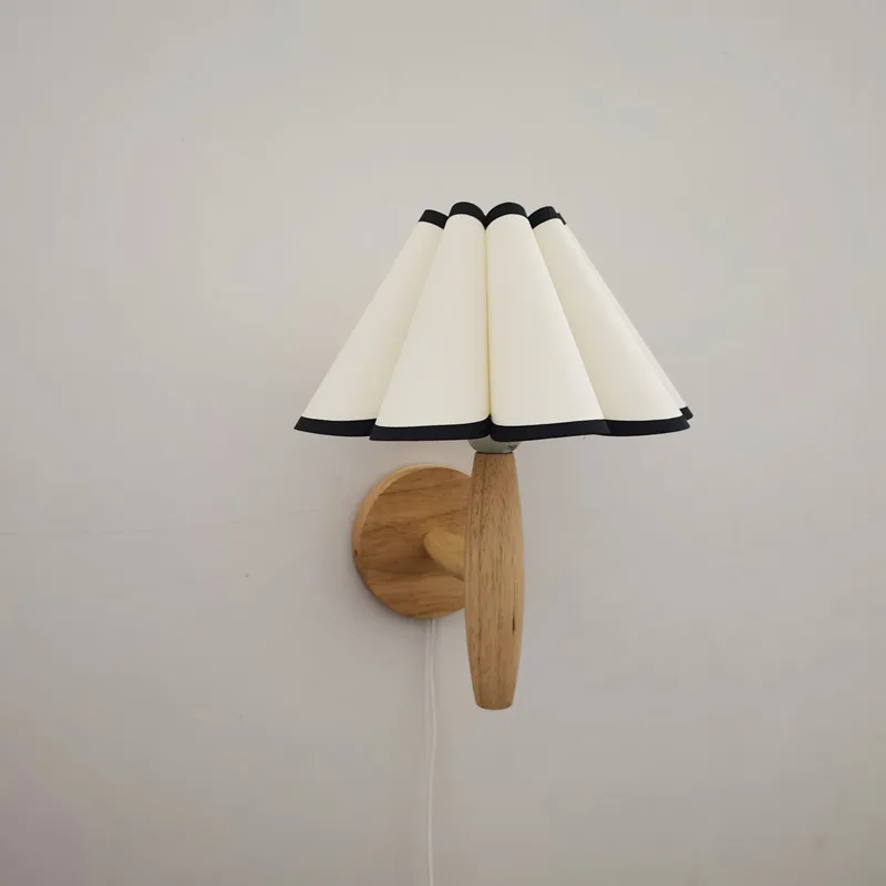 Natural Wood Color Wooden Wall Lamp, Petal Lamp, Corridor, Balcony, Hallway, Door, Nordic Style, Medieval Style, Pleated Lamp, Creative Fan-Shaped