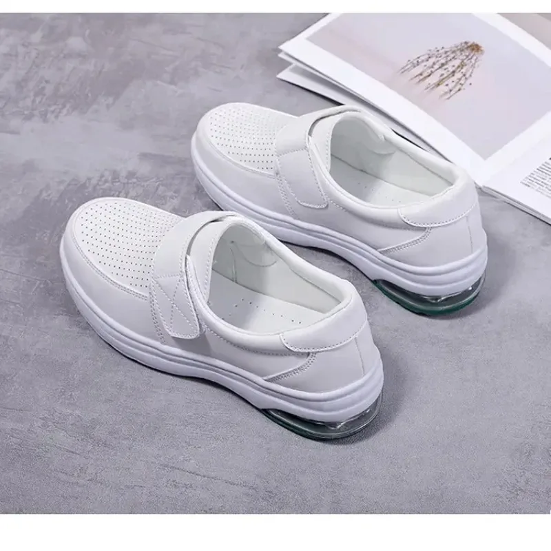 

Кроссовки Женские сабо для медсестер - Женская летняя обувь для кормления Женская обувь для здоровья и работы на плоской подошве для ходьбы Мягкая нескользящая больничная медсестра