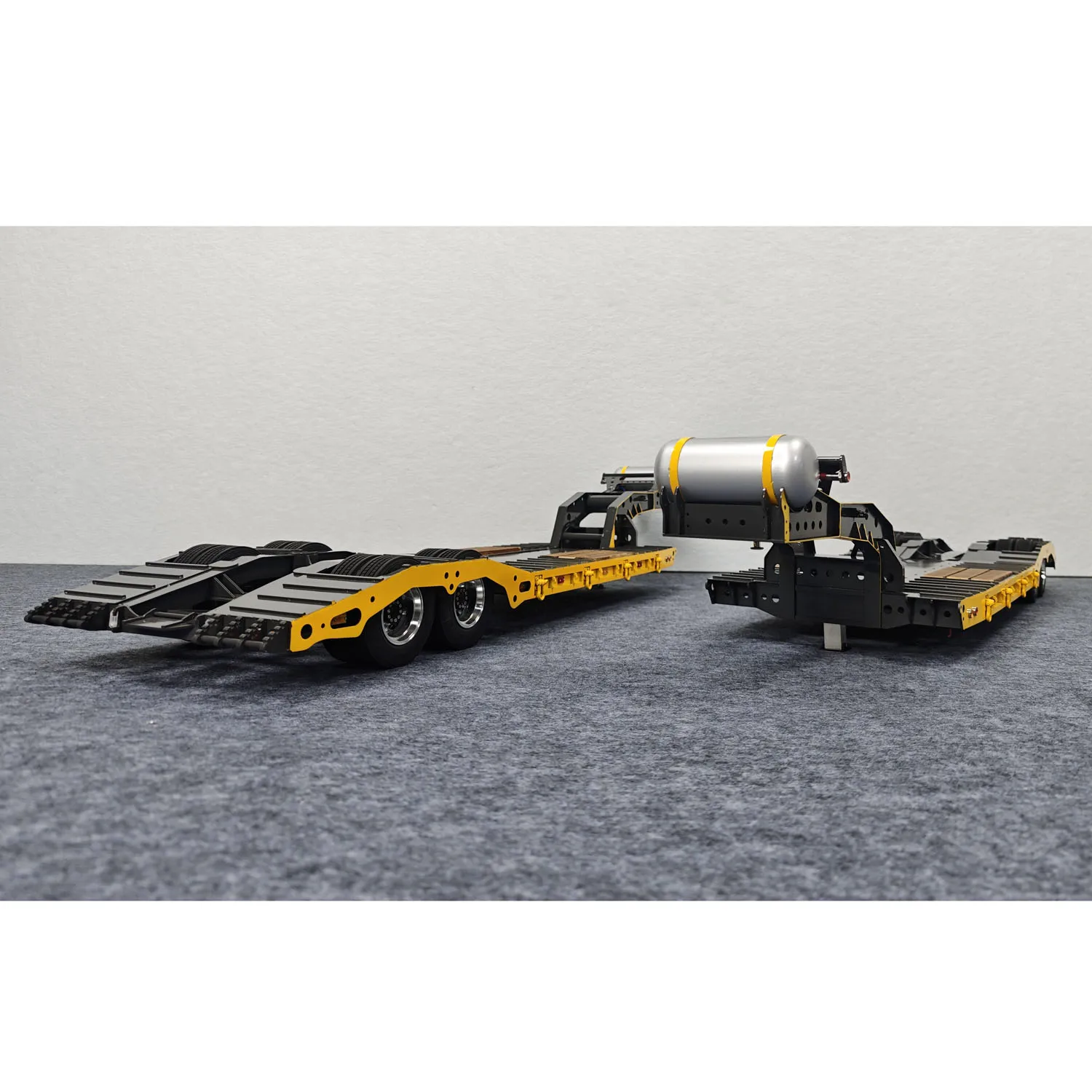 Remolque de cama plana baja con cuello de cisne de 2 ejes de Metal de 10,6 pulgadas de ancho para 1/14 DIY TAMIYA Control remoto Tractor camión excavadora RC