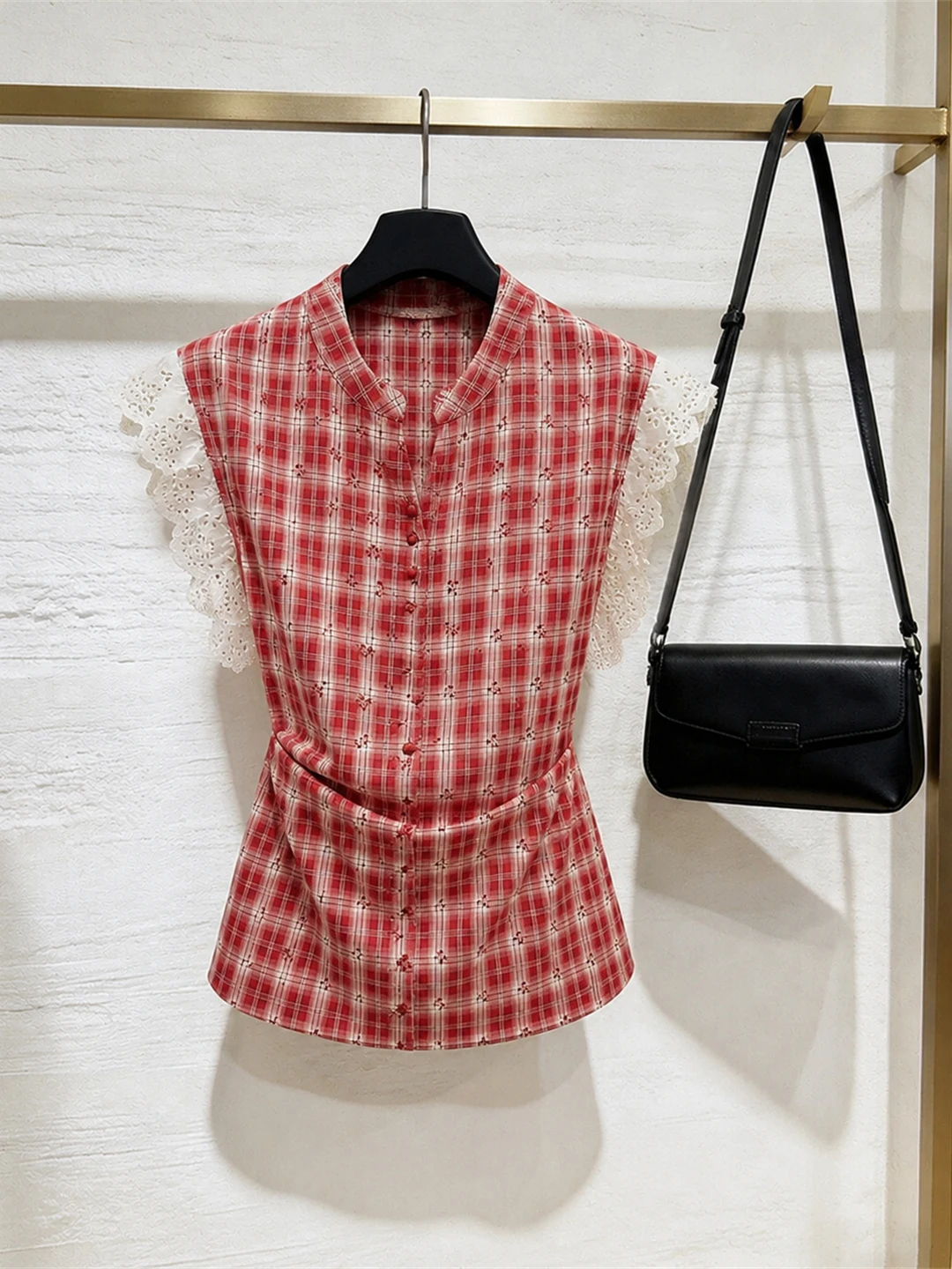

Elegant Plaid Contrast Color Shirt Slimming Korean Style Silk Top Ageless Fashionable Summer 2026 Poetess Artistic Linen