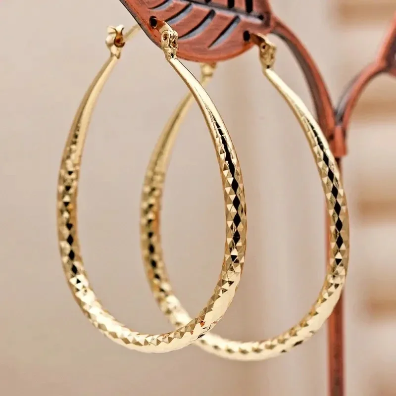 Attractive Simple Earrings for Women Gold Color Round Metal Inlaid Earrings Engagement Wedding Jewelry