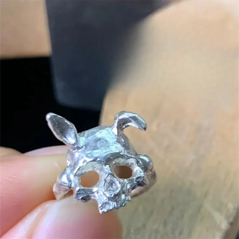 Fashional Silver Color Q-version Rabbit Ears Skull Cute Expression Ring Unisex April Fool's Day Halloween Funny Party Ring Gift