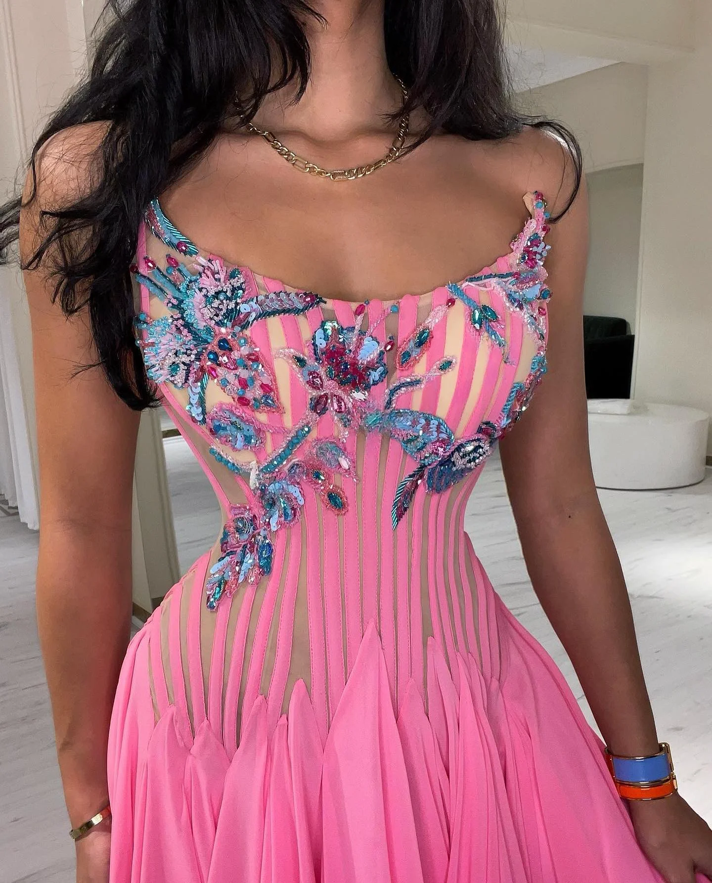 Vestidos de baile colher pescoço uma linha sem mangas contas rosa ocasião formal vestidos de noite elegantes para mujer