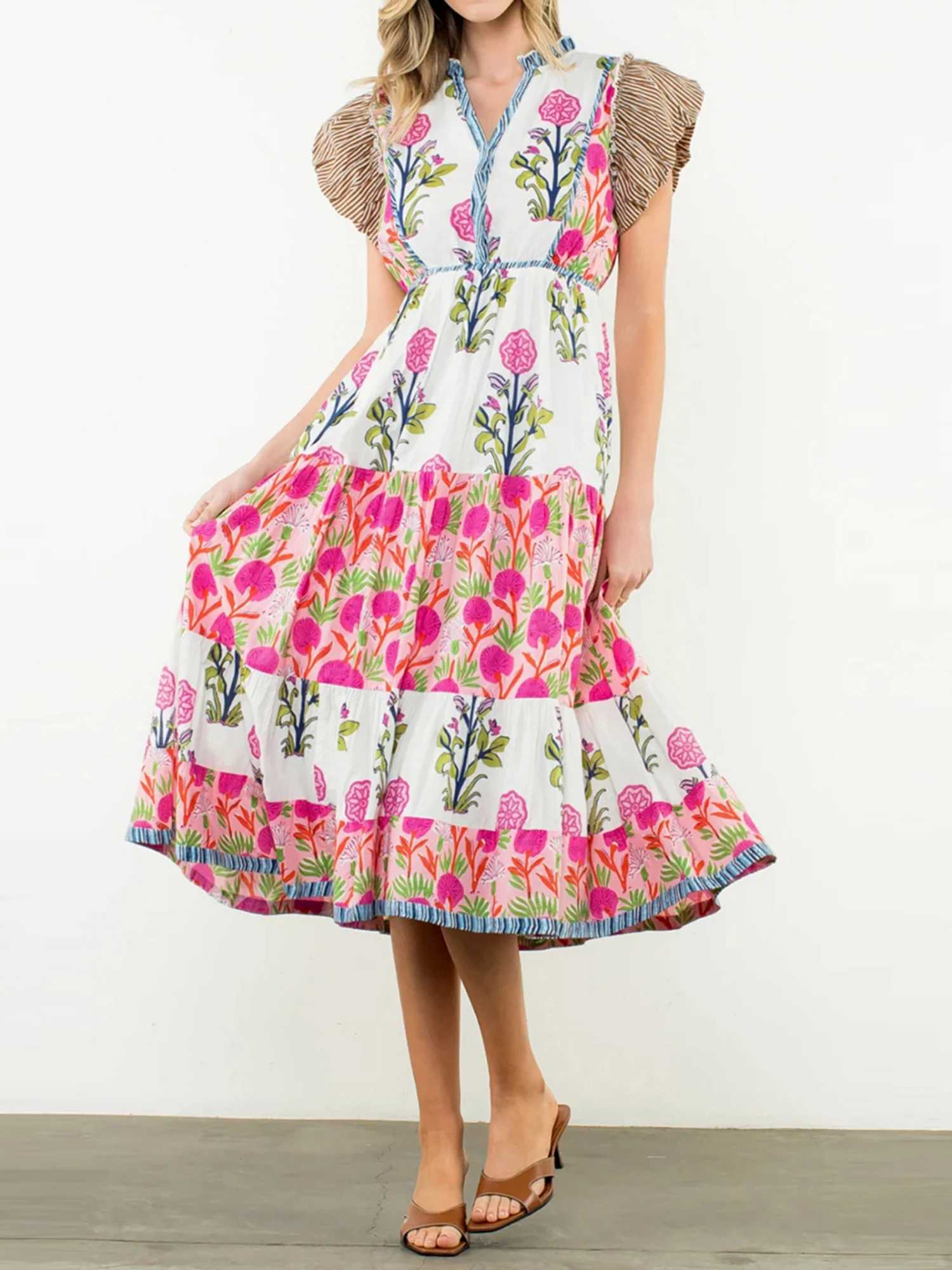 여름 파티와 해변 휴가에 딱 맞는 러플 소매와 V 넥라인이 있는 우아한 Boho 스타일 맥시 드레스