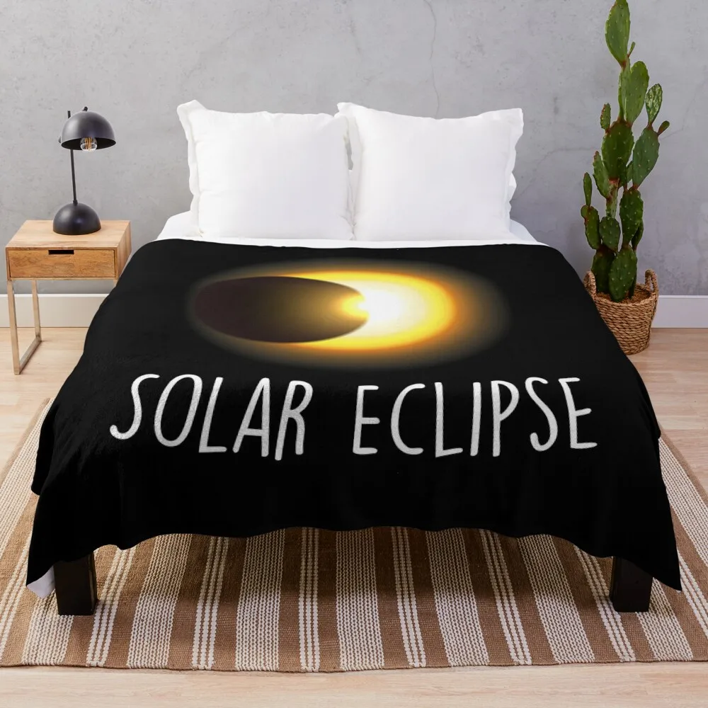 Solar Eclipse viewing Lovers Throw Blanket Shaggy For Sofa Thin Beach Decorative Sofa Blankets