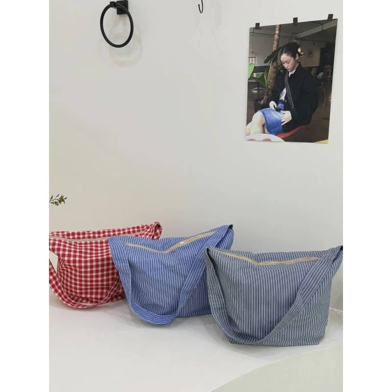 

Korean Versatile Crossbody Large Capacity Tote Bag Causal Striped Single Shoulder Canvas Bags