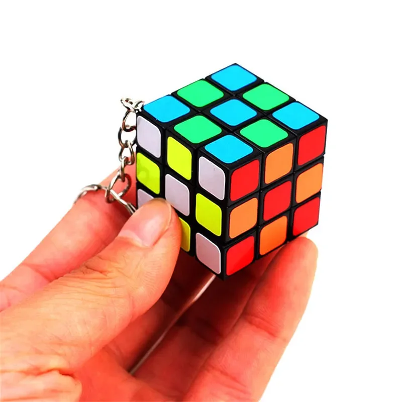 Magic Cube Keychain Professional 3x3x3 Speed Puzzle Cube Pendant Mini Magic Cube Toys Kids Education Learning Gift Toys