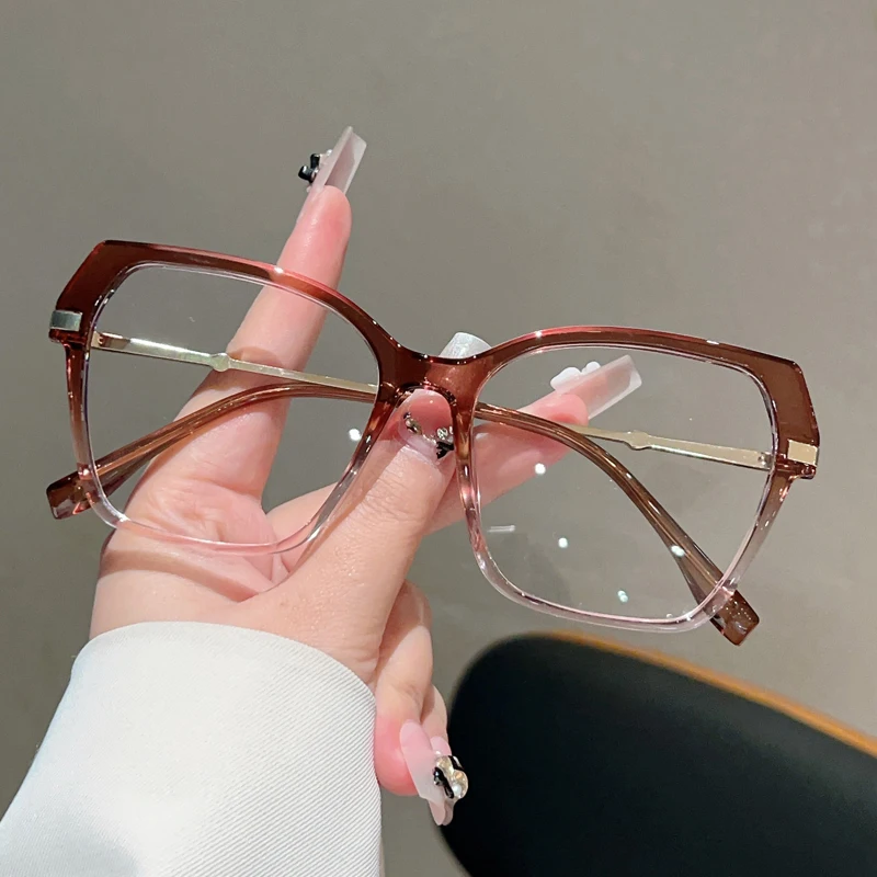 GM LUMIAS Übergroße Brillen für Damen Neue Mode Blaulichtfilter Optische Fassungen 2026 Trendige Vintage Markendesign Deko-Brillen
