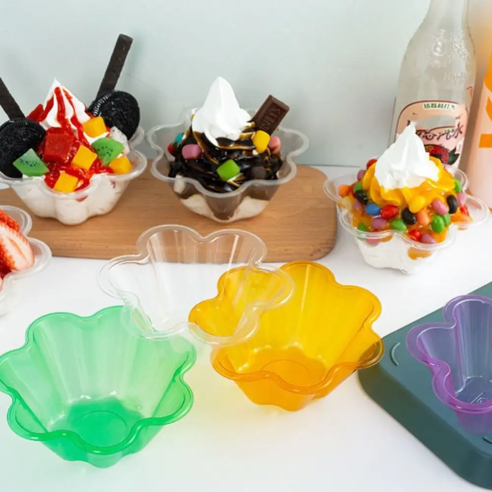 

50 Pcs Plastic Flower-Shaped Sundae Cup Disposable 250ml/300ml Ice Cream Bowls Transparent Thickened Dessert Serving Cups