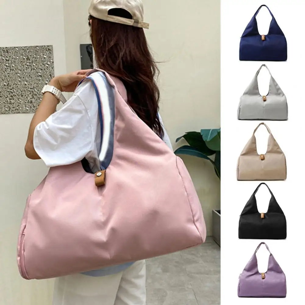 

Yoga Travel Bag with Yoga Mat Fixing Strap Water-Resistant Oxford Fabric Yoga Bag with Wet Compartment Multi-Functional Gym Bag