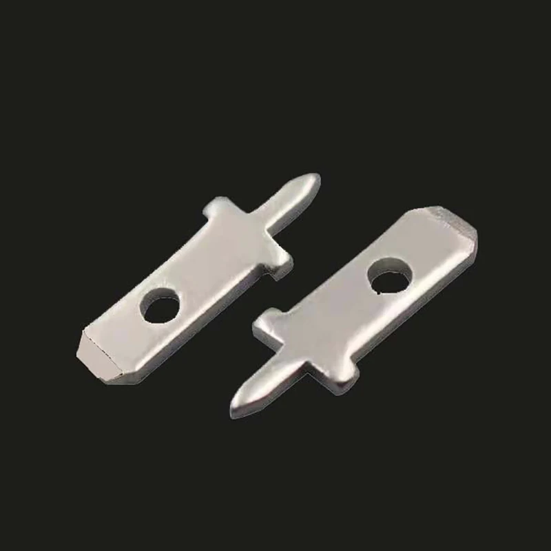 50 Stück 2,8 Einsätze Stecker Federklemme PCB Lötösendicke 0,8 mm Ein Beine, PCB-Schweißblatt