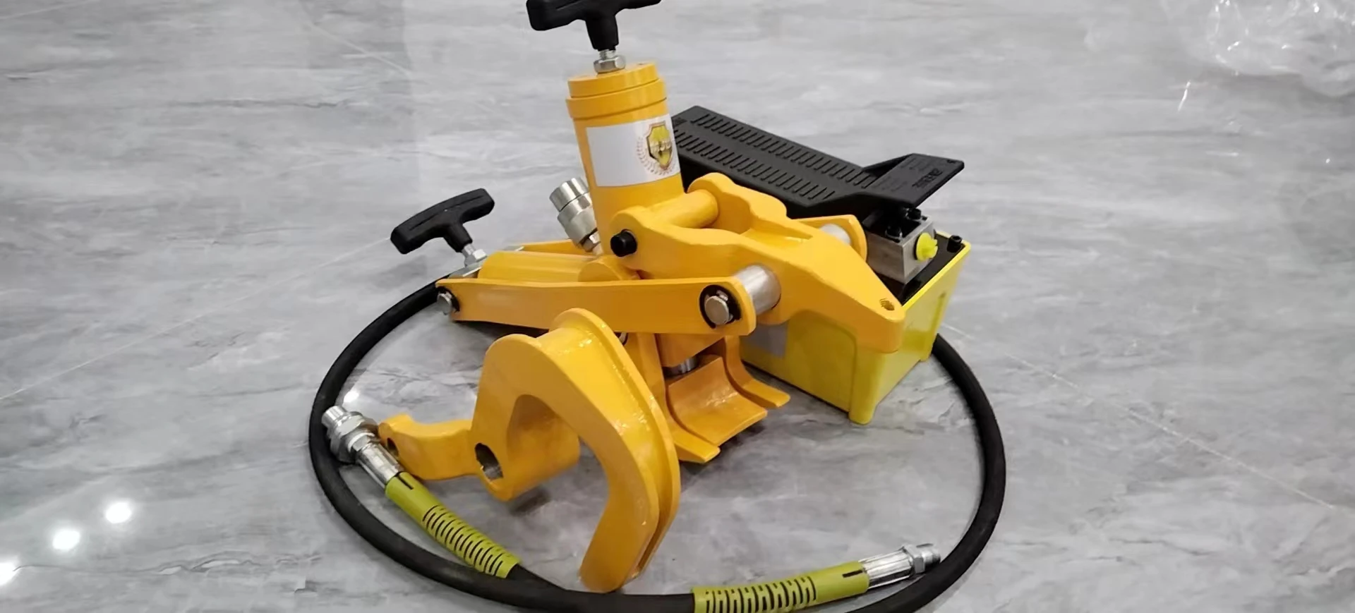 High Quality Engine Rotating Stand For Truck With CE Tire Press