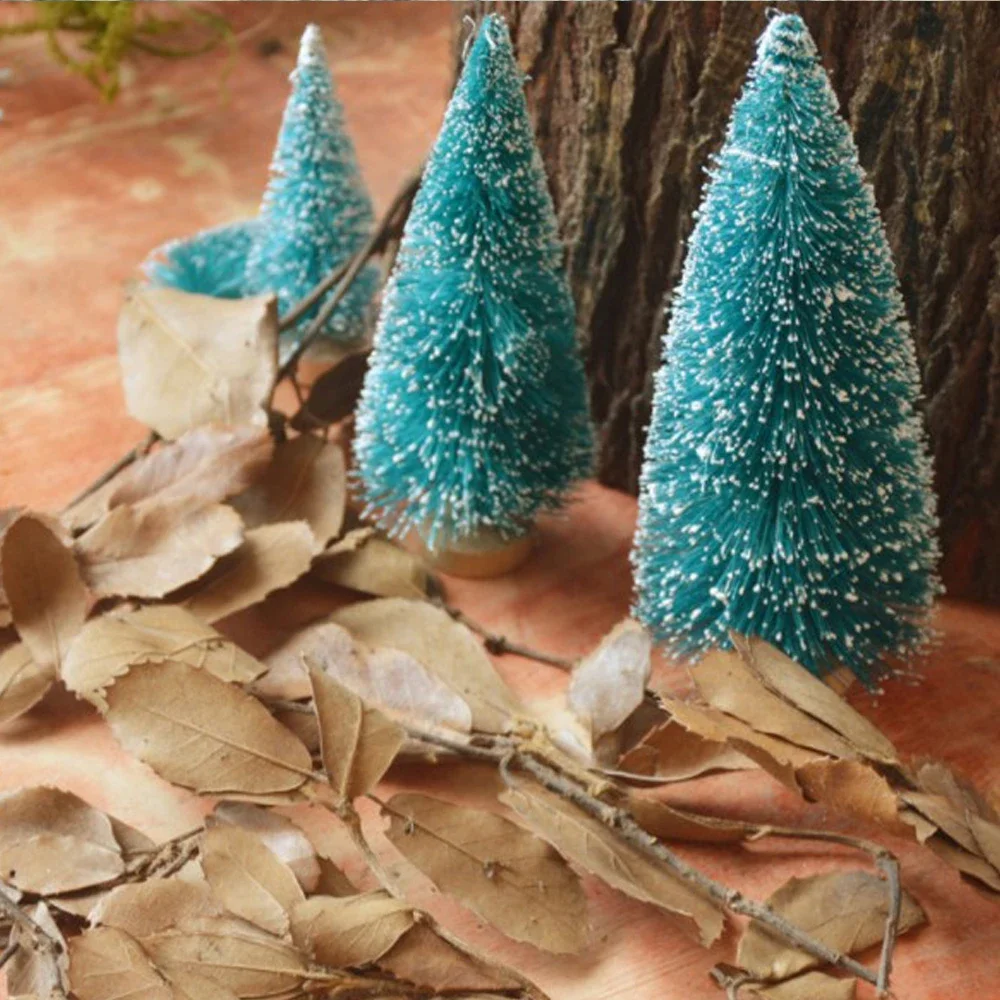 

12Pcs Mini CHRISTMAS TREES Sisal Bottle Brush Snow Frost Village Christmas Decorations Ornaments Gift Outdoor Christmas Supplies