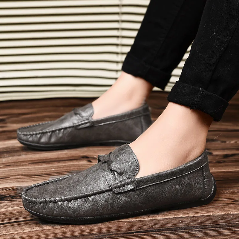 

Hot selling gentlemen Comfortable driving shoes Men Fashion Business New Loafers Lightweight Mens Slip on Office Men's Shoes