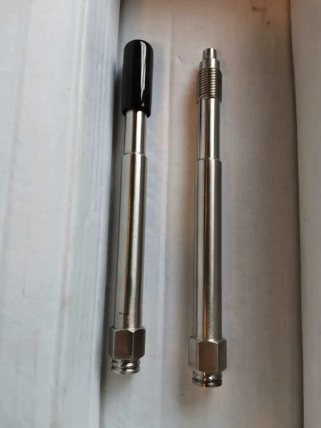 Extruders pressures sensors plugs 1/2-20 UNF; M14 * 1.5, M22 * 1.5