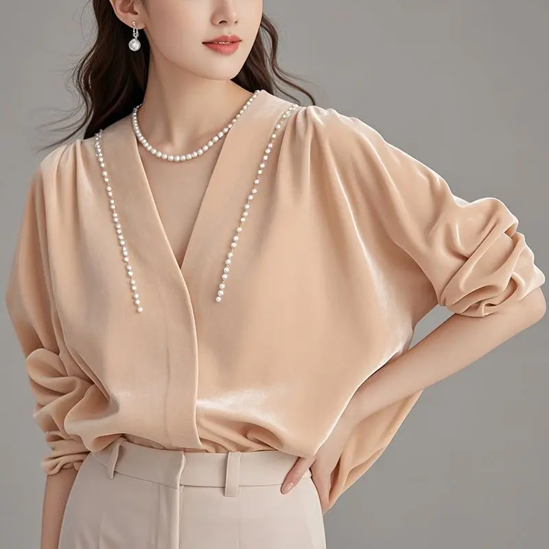 Spring/Summer Women's New Short Satin Shirt V-neck Design Sense Seven Sleeve Temperament Versatile Top TT1081