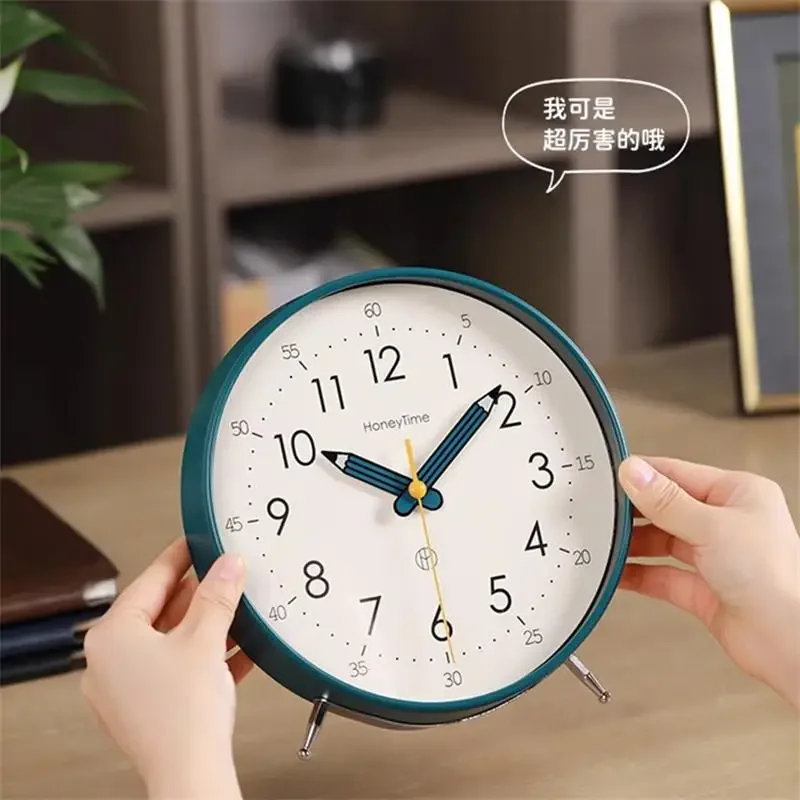 Simple Desktop Clock Mute Creative Living Room Placed Desk Clock Decorative Ornaments Table Clock Watch Home Decoration