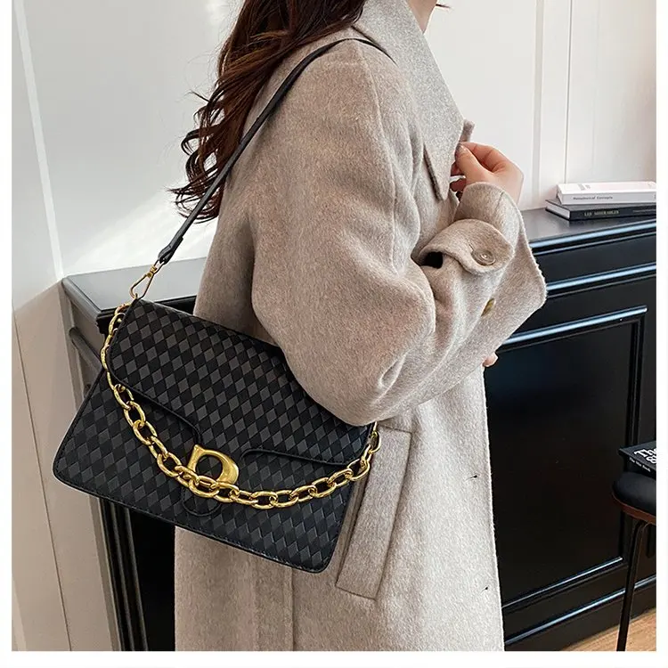 

Модные винтажные однотонные сумки для подгузников для женщин, дизайнерская сумка-тоут премиум-класса, вместительная сумка через плечо, простая, стильная, элегантная.