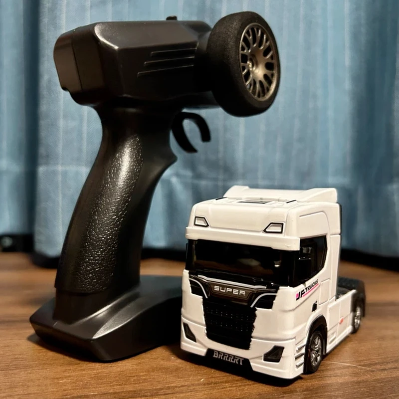 

Лидер продаж, 1:43, периганфэн, 2,4 г, полномасштабный мини-дрифтовый автомобиль, полуприцеп, грузовик с гироскопом, 15 км/ч, автомобиль с дистанционным управлением, подарок для мальчиков