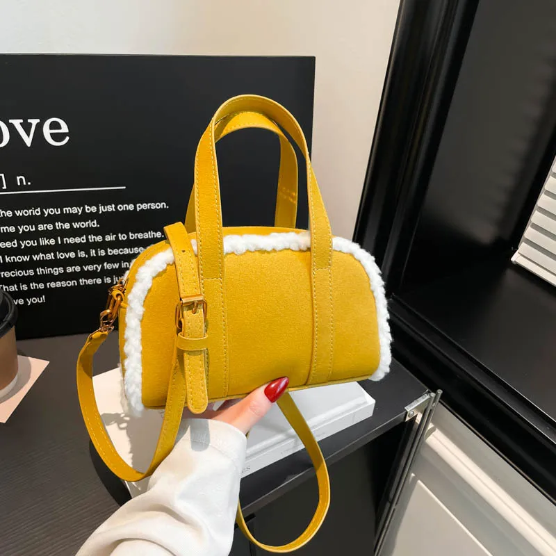 

2026 Fall Winter Faux Fur Bag for Women, Cozy Plush Small Square Purse, Minimalist Vintage Crossbody & Shoulder Bag