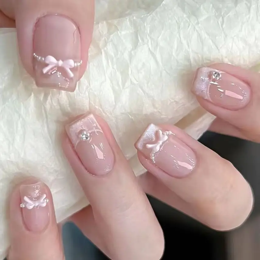 24 قطعة الأظافر الوردية عارية كاذبة الحلو اللؤلؤ Bowknot اضغط على الأظافر الفرنسية قصيرة مربع مسمار الفن بريق الماس الأظافر وهمية للفتيات #1