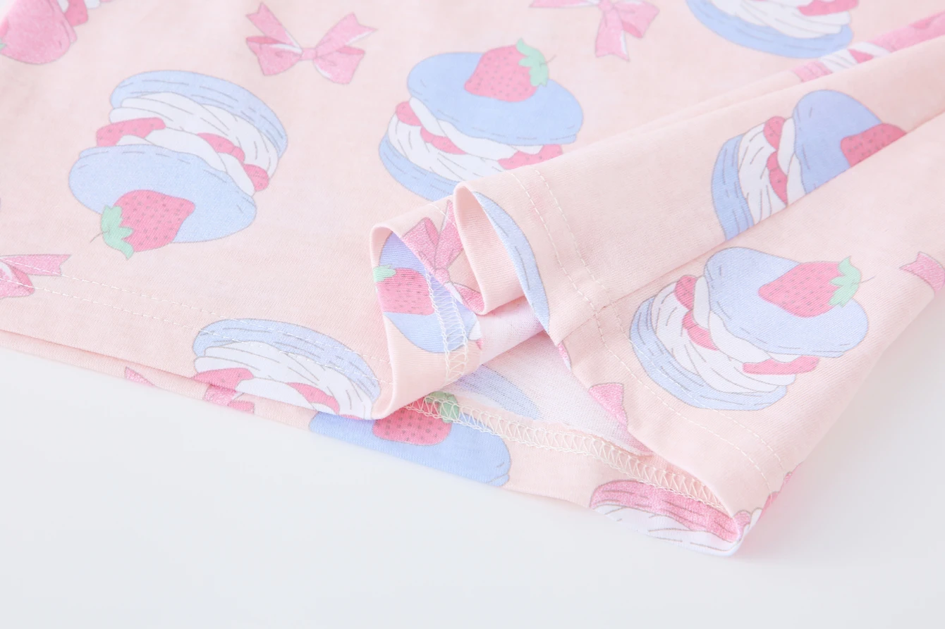 Mädchen-Pyjama aus reiner Baumwolle, dünn für Frühling und Herbst, für Babymädchen im Alter von 1-8 Jahren, Set mit langen Ärmeln und langen Hosen, vollflächig bedrucktes rosa Kuchenmuster, süße Hauskleidung. – Detail 6