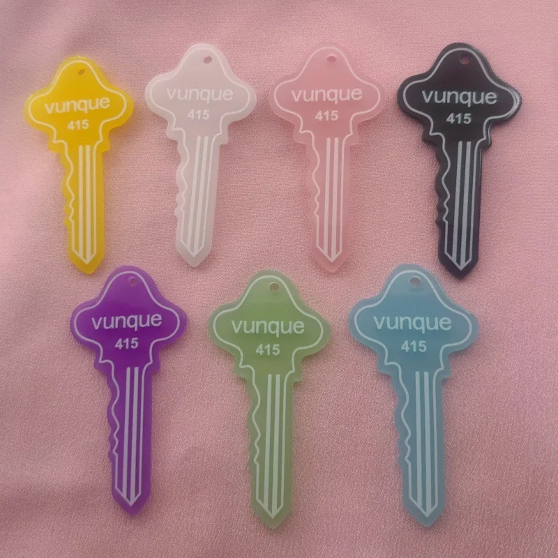 7 piezas de colgantes de acrílico con forma de llave en colores gelatina, material para accesorios de bricolaje para llaveros y collares