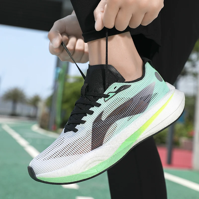 Laufschuhe Männer Frauen Hohe Qualität Volle Palm Carbon Platte Kissen Atmungsaktive Leichte Athletic Training Schuhe Männlich