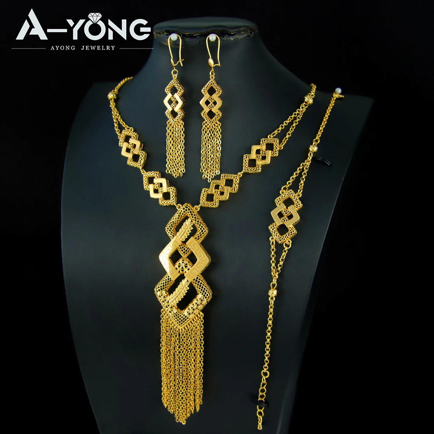 Luxury Dubai Bridal Wedding Jewelry Set 24k Gold Plated Algeria Premium Vintage Long Pendant Necklace Arabic Marry Jewelrys