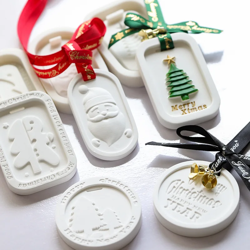 Christmas Tree Elk Aromatherapy Wax Silicone Molds Deer Santa Claus Plaster Gypsum Mold for Car Pendant Wax Candle Mould