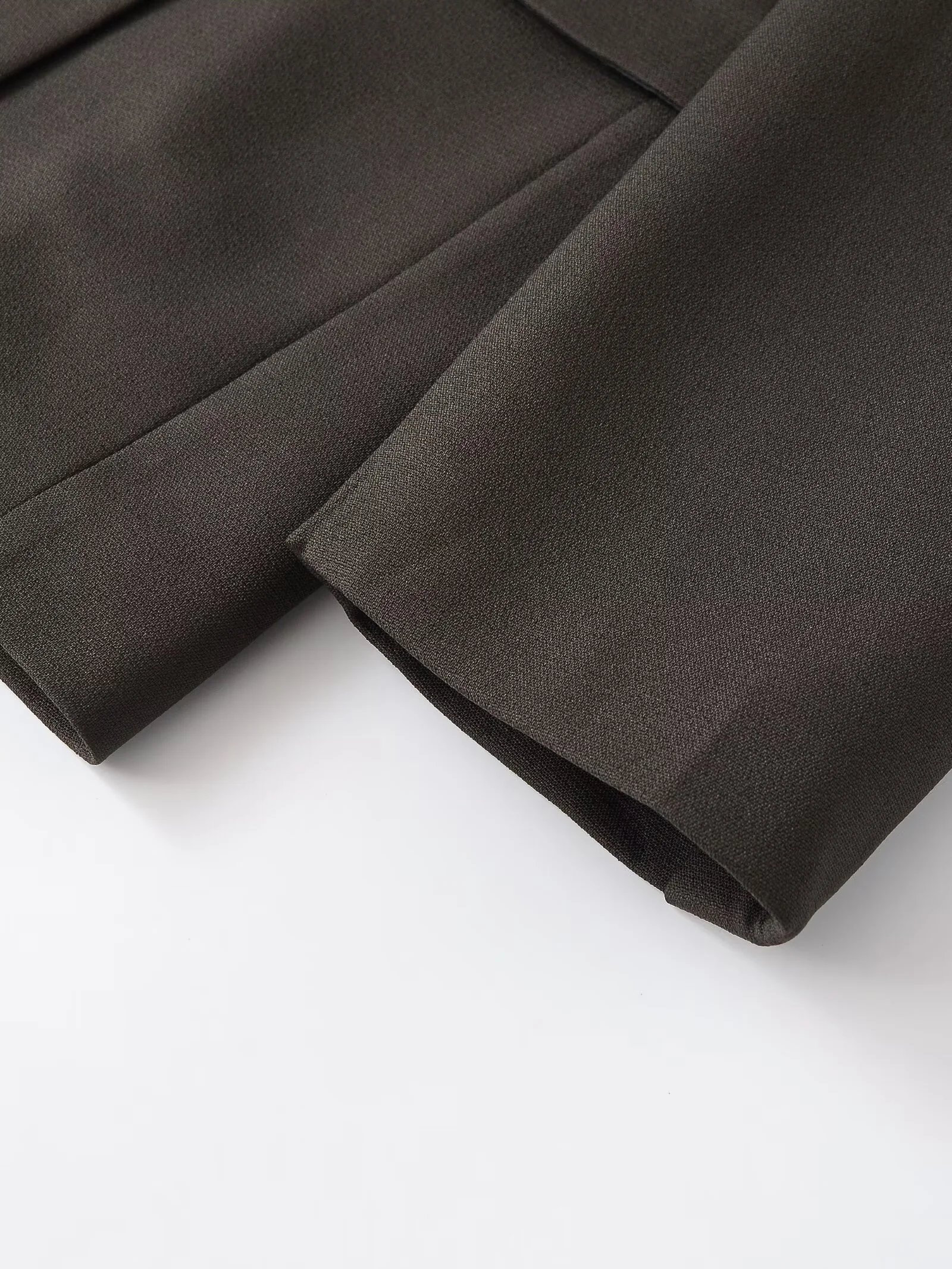 2025 hiver nouveau femmes décontracté mode Simple Style de déplacement polyvalent bouton unique Slim Fit Blazer