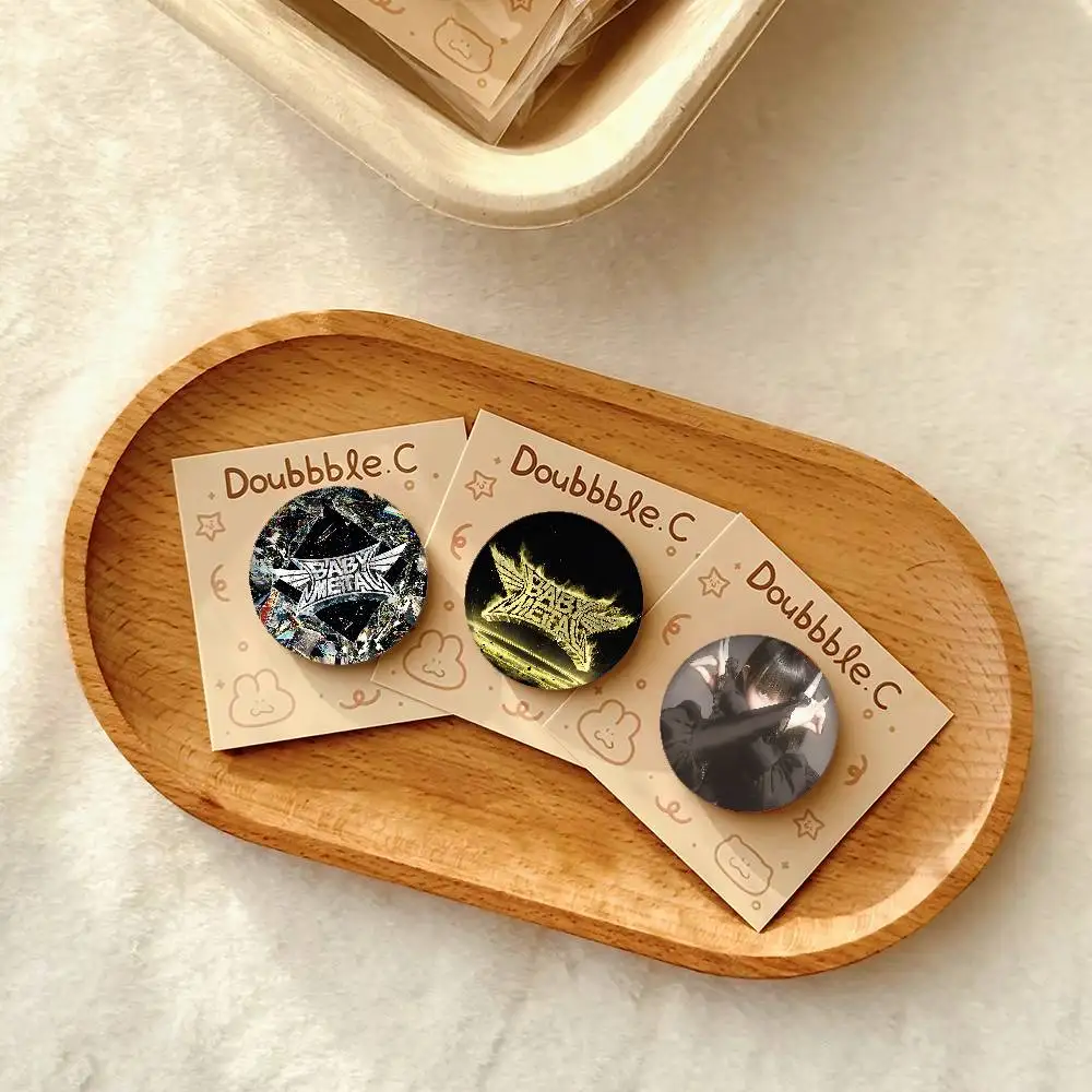 Cute Babymetal Japanese Rock Badges Tinplate Soft Button Pin Brooch Metal Badge Custom Jewelry Accessories Hat Bag Lapel
