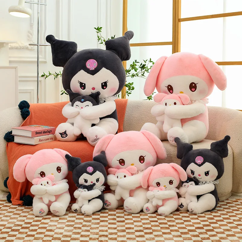 Sanrio น่ารักสร้างสรรค์ Hug Kuromi ตุ๊กตาของเล่นตุ๊กตาโซฟานุ่มหมอน Kawaii เด็กวันเกิดวันวาเลนไทน์คริสต์มาสของขวัญ