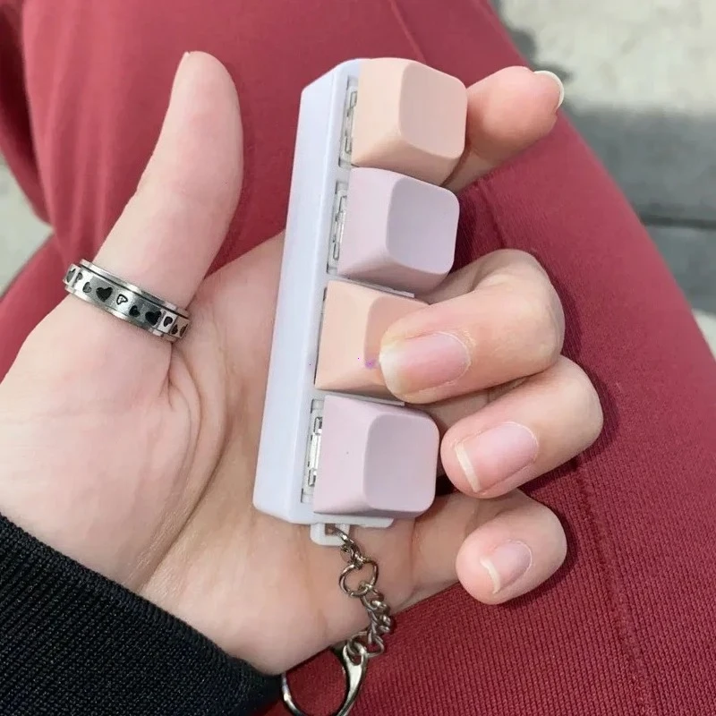 Tastatur Schlüssel Zappeln Spielzeug Bunte Schlüsselbund Keycap Stress Relief Spielzeug Für Kinder Erwachsene Geschenke Finger Taste Anti-stress Spielzeug