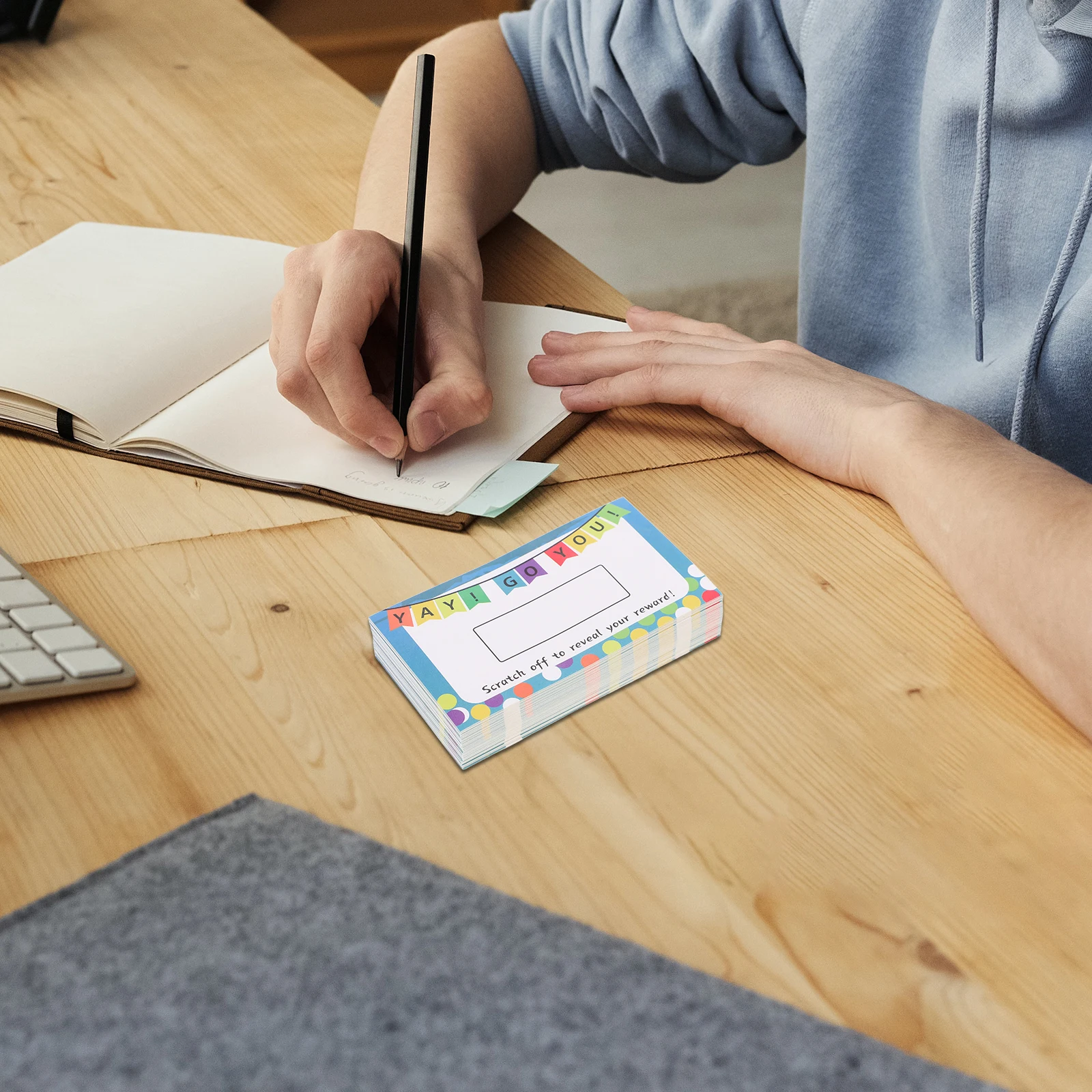 

100Pcs DIY Scratch Cards Make Your Own Prize Classroom Motivation Reward Student Incentive Scratch-Off Stickers Teacher Supplies