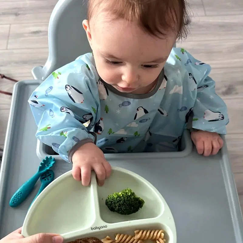 : Waterproof Baby Feeding Bib 2