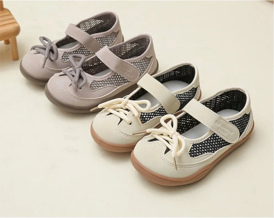 

2025 Spring Autumn New Children Leather Shoes for Girls Fashion Korean Style Soft Sole Anti-slippery Princess Lace Cut-outs Shoe
