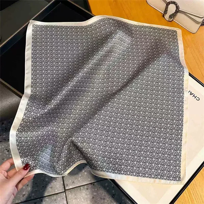 

Luxury 100% Silk 53*53cm Horse Print Square Scarf Women Soft Satin Hairband Neckerchief Office Hijab Headband Foulard Gift