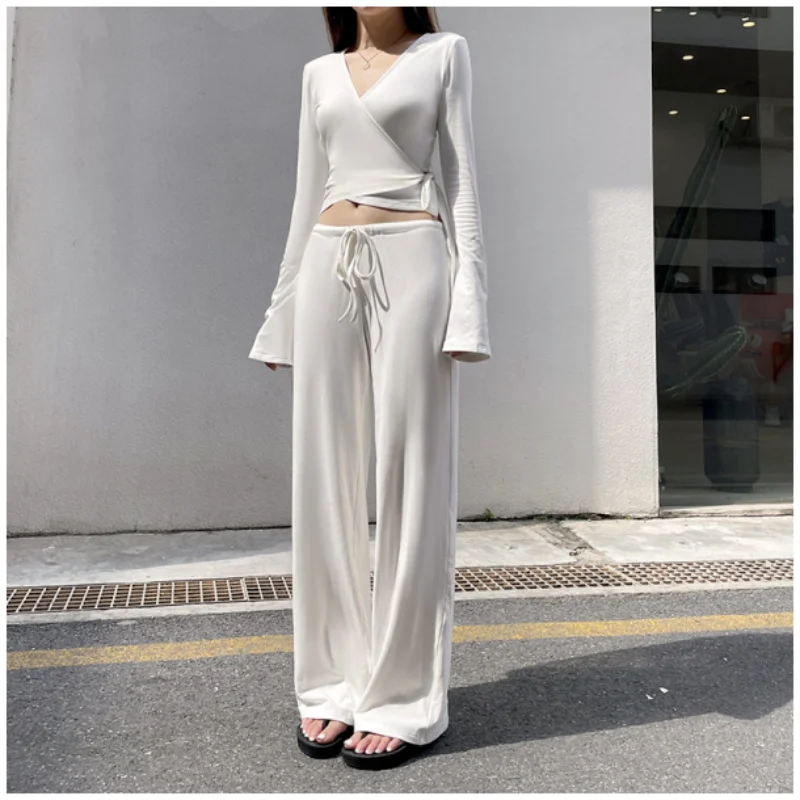 Fashionable Pure Color Belted Casual Hot Girl Set V-Neck Cross Slimming T-Shirt Low Waist Basic Casual Pants Two-Piece Set
