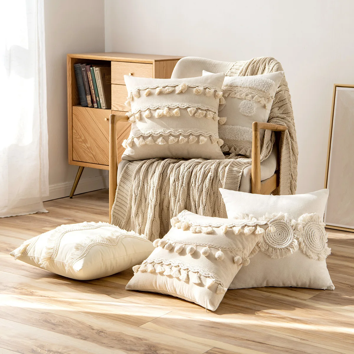 Lace Ball Tassels Cushion Cover Northern Europe Cotton 30X50/45X45cm Simple Throw Pillow Case For Lliving Room Home Decoration