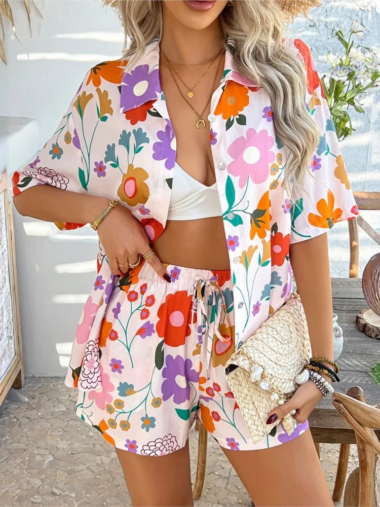 

Bohemian Holiday Style Contrast Color Printed Shorts Set Women's Comfortable Casual Lazy Top Drawstring Shorts Two-piece Set