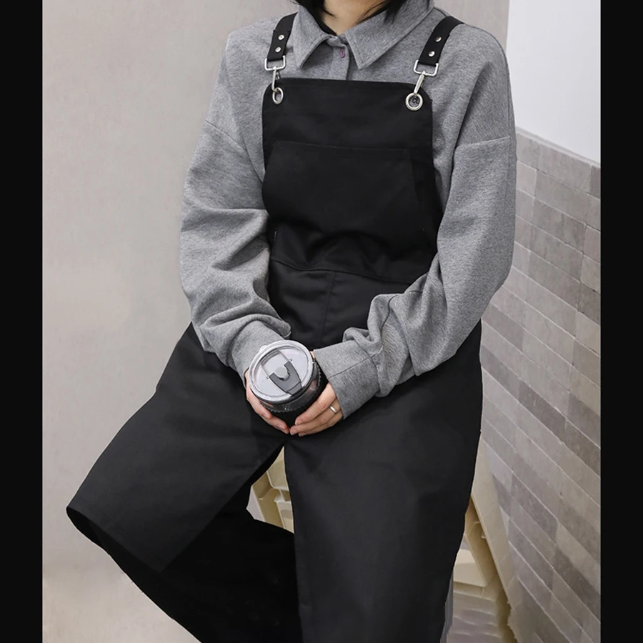 Unisex Split-Hem Apron for Kitchen, Café, Salon & Restaurant – Durable, Stylish Workwear for Chefs, Baristas & Stylists
