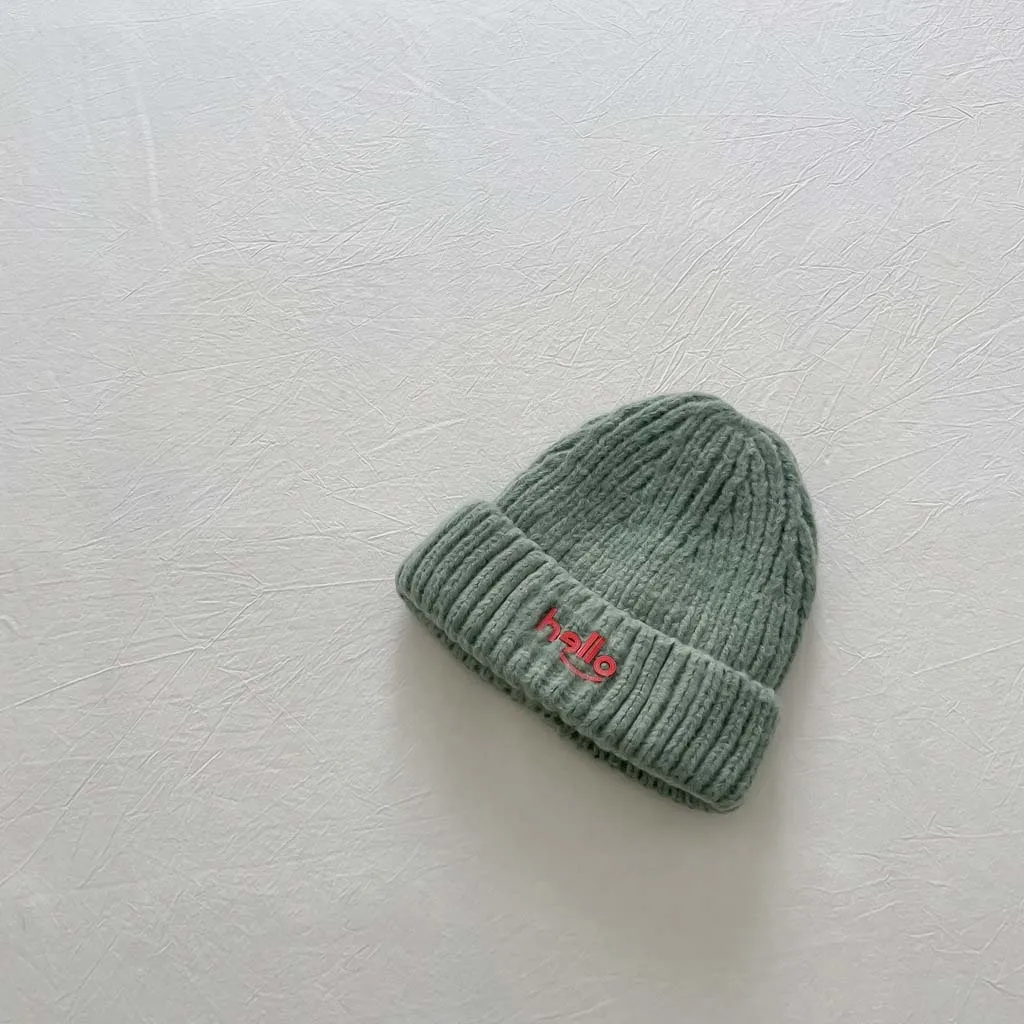 Ricamo lettera berretto bambino berretto 2023 cappello lavorato a maglia per bambini autunno inverno stile coreano ragazzi ragazze cappello Pullover di lana