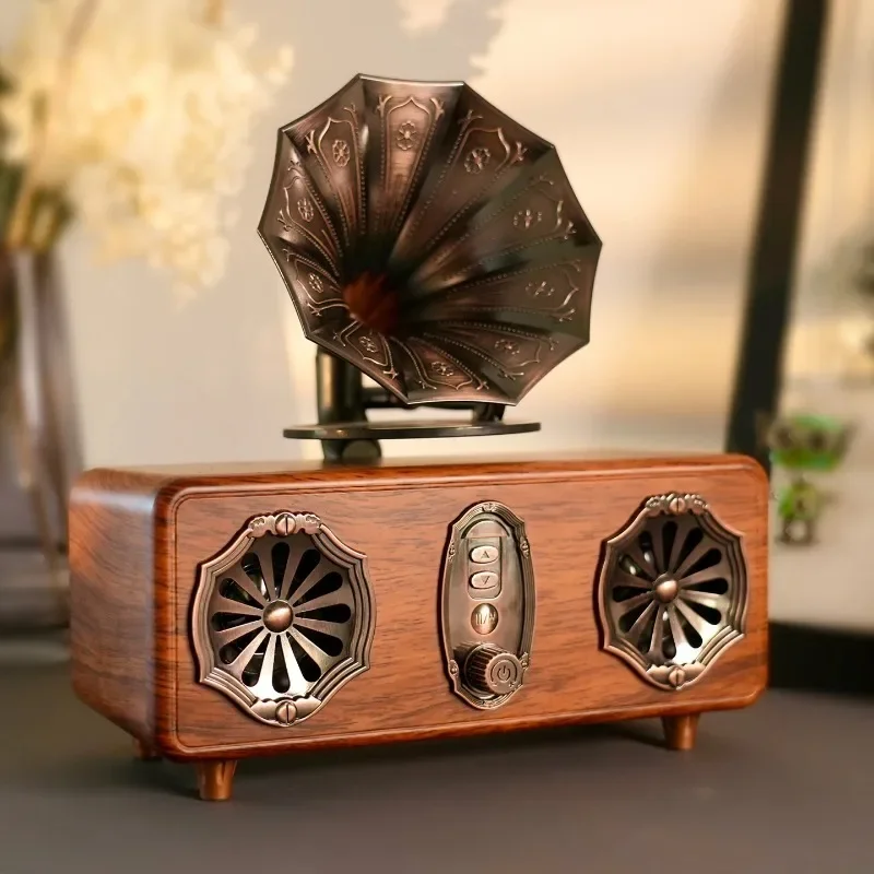 Retro wireless bluetooth speaker high value radio small card U disk heavy subwoofer home mini