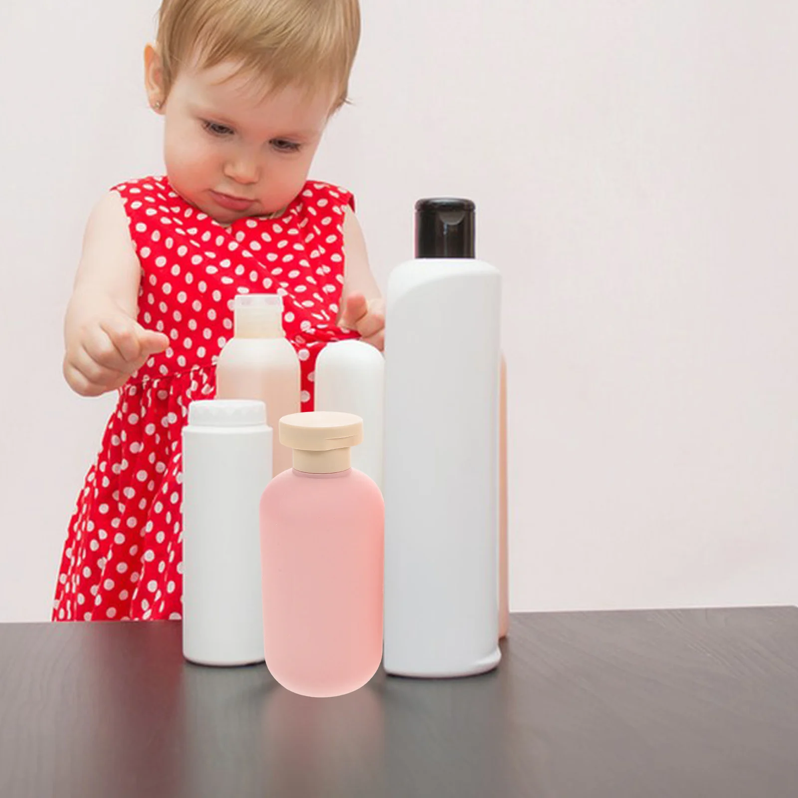 

3Pcs Pink Refillable Pe Round Bottles Travel Size Shampoo Lotion Containers Leakproof Flip Cap Body Wash Dispensers for Kids