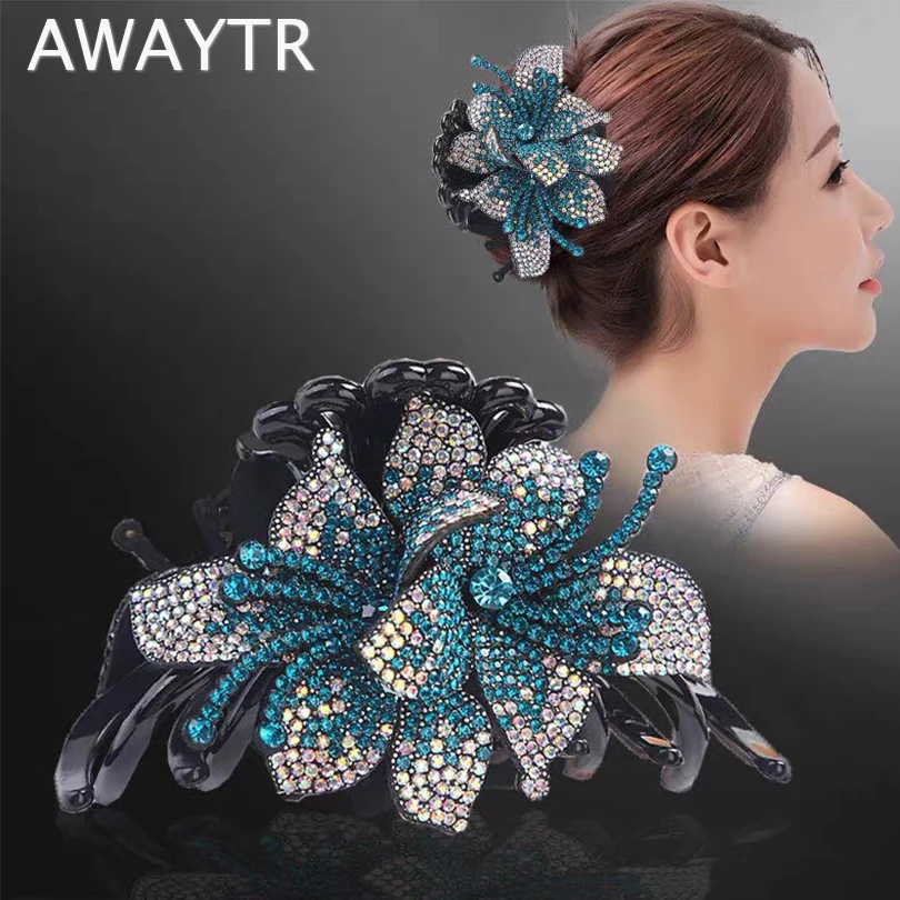 AWAYTR Luxury Rhinestone Flower Hair Claw Shark Hair Clip for Women Korean Dish Up Gripper Hairpin Spider Claw Clip Barrettes